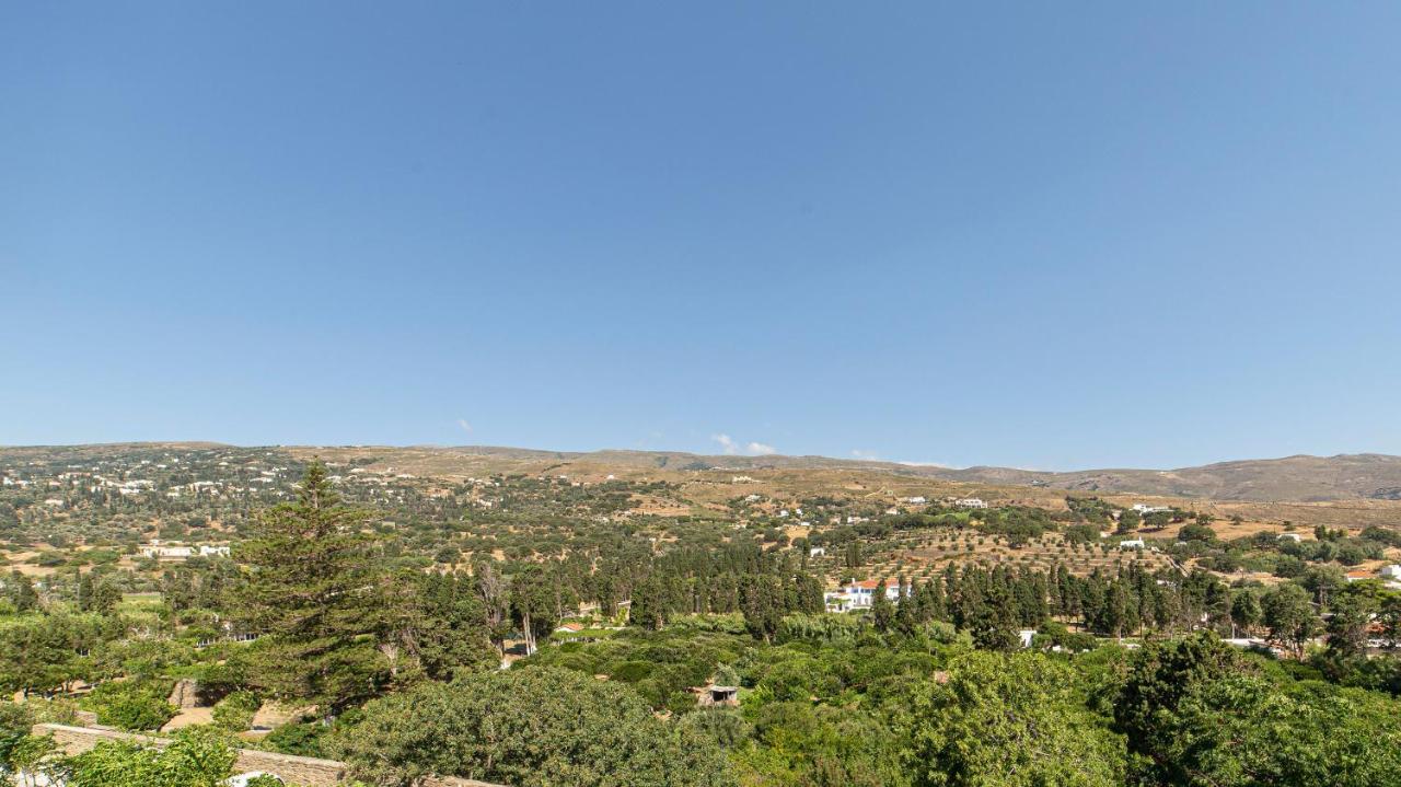Korina's * Ándros